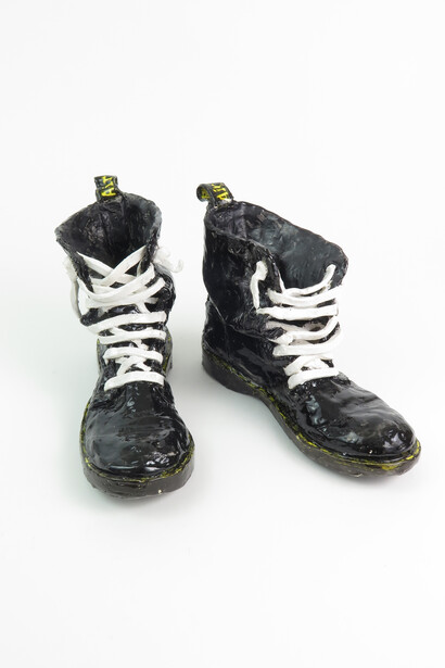Rose Eken, Dr. Martens Boots, 2018, Glazed paper clay, 16x24x10cm and 17x25x10cm. 