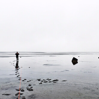 Neil Folberg, Measuring the Distance to the Horizon from Land's End, 2016. Courtesy of Vision Neil Folberg Gallery