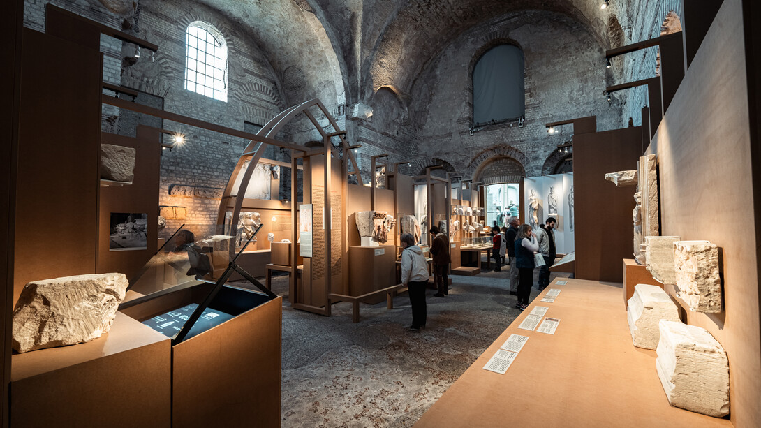 Making stones speak. Notre Dame’s medieval sculptures, exhibition view. Courtesy of Musée de Cluny
