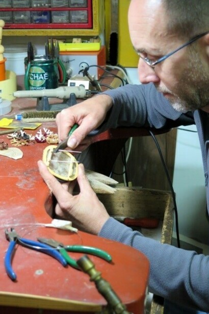 Carlos Pastor working at his table