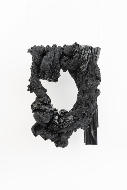 Hanne Friis, Black circle, 2021–22. Courtesy of Museum für Kunst und Gewerbe Hamburg