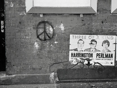 Peace: Love, Rock and Revolution. Courtesy of ACA Galleries © Jim MarshallPhotography LLC 