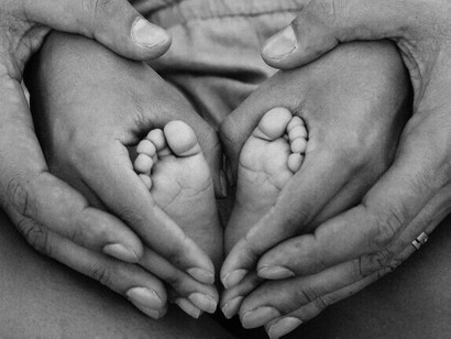 El alto costo de vida y el encarecimiento de la vivienda dificultan que las familias piensen en tener más de un hijo