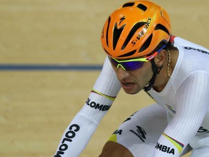 Gaviria en una prueba de ciclismo en pista 