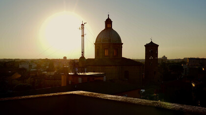 Il sole abbagliante sul Duomo