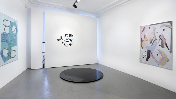 Shape! Courtesy of Galerie Burster
