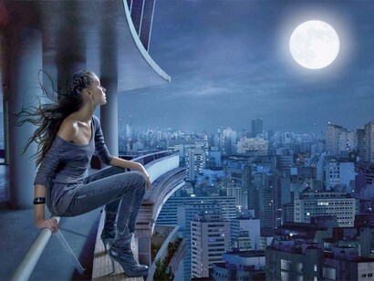Guarda al futuro