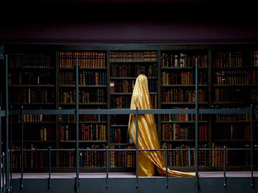 Güler Ates, Books and Yellow Veil, 105 x 48 cm, 2013