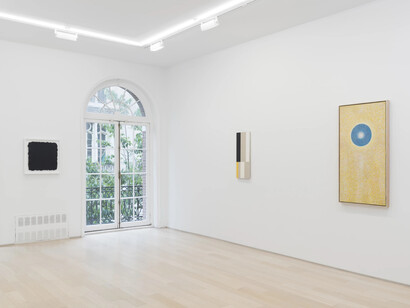 Variosu artists, A little touch of grace, exhibition view. Courtesy of Van Doren Waxter