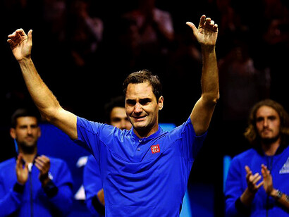 Roger Federer, rompe en llanto al finalizar el ultimo partido de su carrera en la Laver Cup 2022