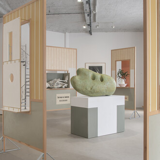 Francisco Tropa, Miss America, exhibition view. Courtesy of Galerie Jocelyn Wolff