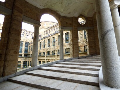 Luis Moya Blanco (1904-1990), Universidad Laboral (collège technique) de Gijón