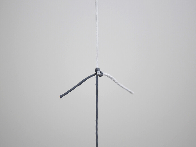 Stéphanie Saadé, "Impossible Love", 2014, fil, peinture, éd. unique + 2ea, var. n°1/5, dimensions variables, courtesy of galerie anne barrault
