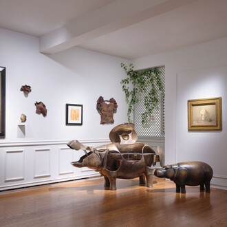 Magritte and Les Lalanne, In the mind’s garden, exhibition view. Courtesy of Di Donna Gallery