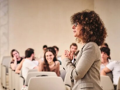 Tiziana Tentoni ovvero la gioia di aiutare i giovani artisti della musica classica, con Mozart perenne ispiratore  © Lorenzo Desiati