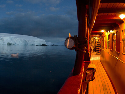 Antarctic lights