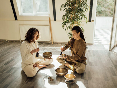Focused on their healing practices, these women embody the intersection of holistic methods and quantum physics, highlighting the dynamic nature of energy and its effects on well-being