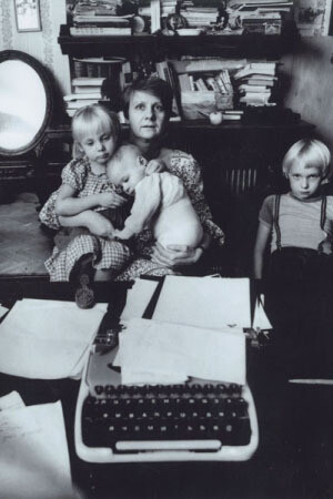 Petrushevaskaya Journey. Courtesy of Moscow Museum of Modern Art