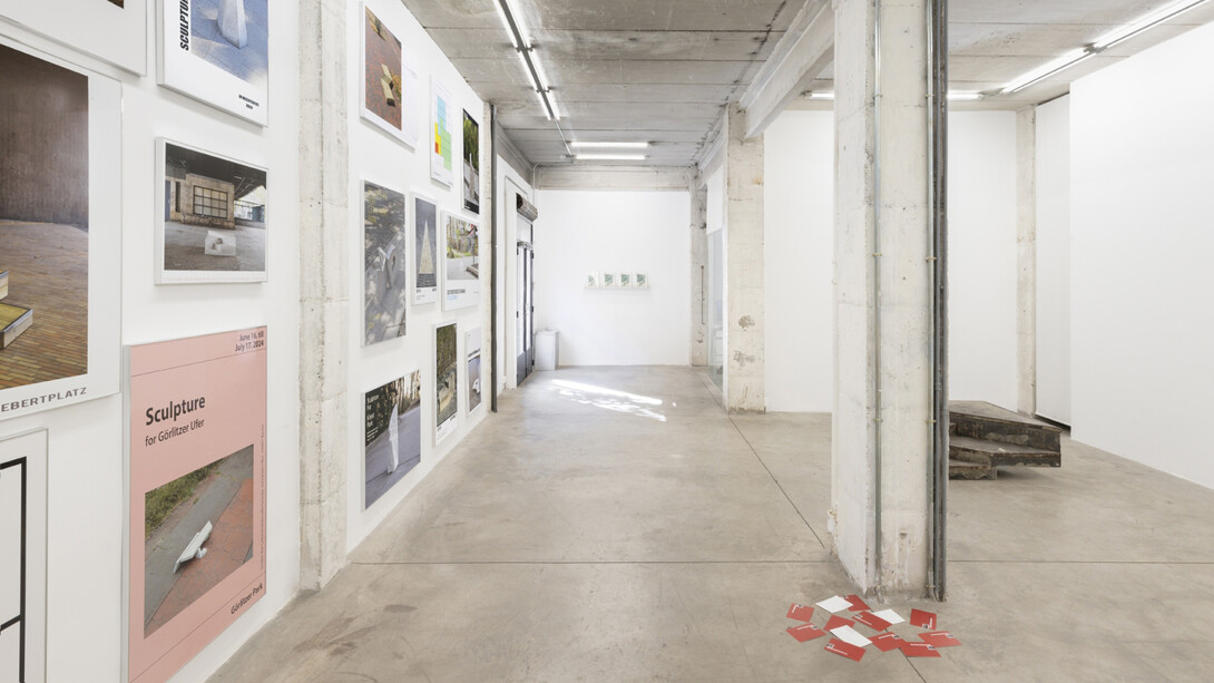 Pierre Descamps, Tanritsions, vista de exhibición. Cortesía de The Goma