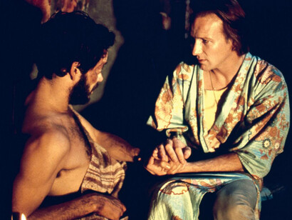 Fotograma de la adaptación cinematográfica de El beso de la mujer araña