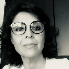 Alma Eva Moya Bastón