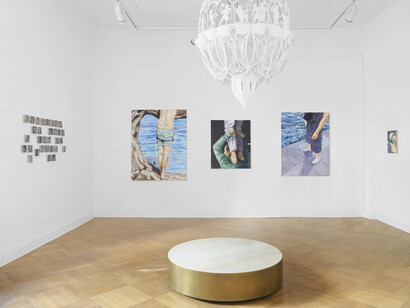 Various artists, Popcorn and pickles, exhibition view. Courtesy of Galerie Kornfeld