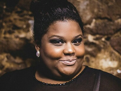 Mc Carol, o rosto do novo funk no Brasil, canta com Karol Conka "100% Feminista", um hino contra a opressão da mulher