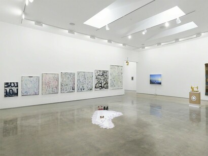 Kendell Carter. Marvel, Exhibition view. Courtesy of Edward Cella Art & Architecture