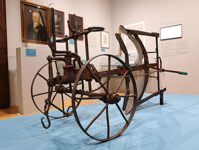 People, worlds and objects, exhibition view. Courtesy of Schloss Trautenfels