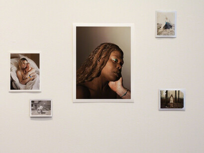 Katy Grannan, Exhibition view. Courtesy of Fraenkel Gallery