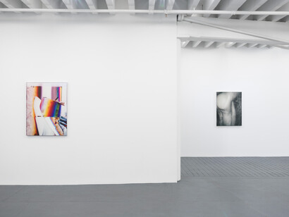 Eileen Quinlan, The Waves, installation shot, photo by Stephen Faught. Courtesy the artist and Miguel Abreu Gallery, New York