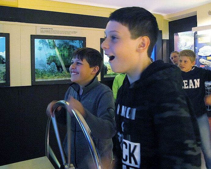 The Earth through the Ages. Courtesy of Haus der Natur