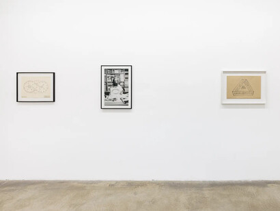 Július Koller, Univerzálny Fantasticky Otáznik (U.F.O.), exhibition view. Courtesy of Galerie Martin Janda