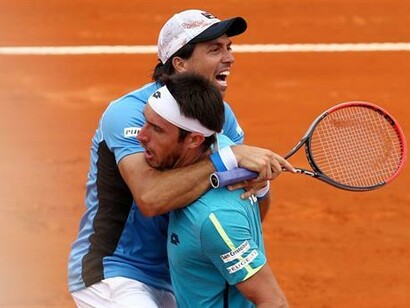 La pareja de dobles argentina tras ganar su partido contra Italia