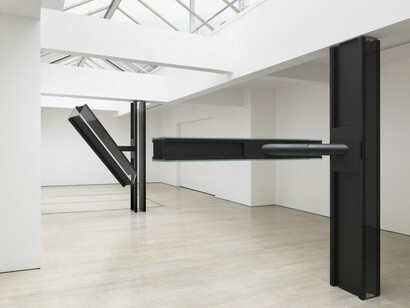 Sarah Oppenheimer, Exhibition view. Courtesy of Annely Juda Fine Art