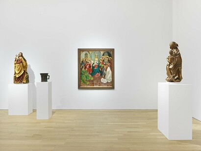 Treasures of the medieval world, exhibition view. Courtesy of Luhring Augustine 