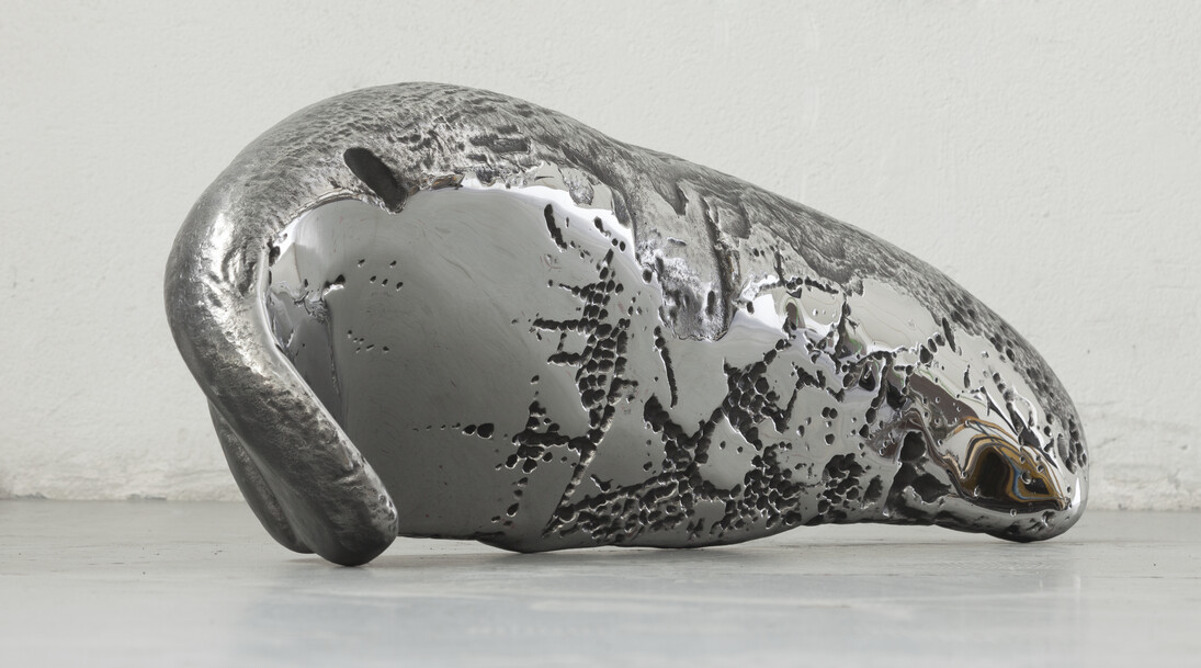 Marc Quinn, The Toxic Sublime, Frozen Wave (The Conservation of Culture), 2015, Stainless steel