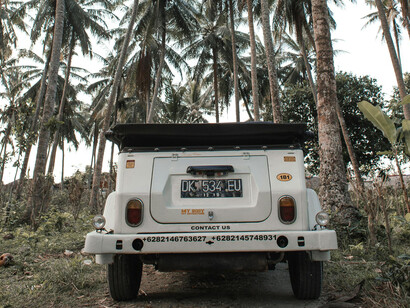 Back view of a white Volkswagen Safari, prime for adventure