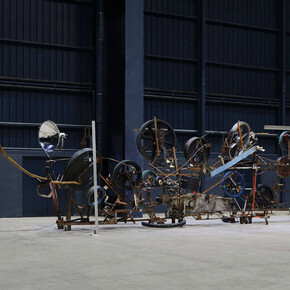 Jean Tinguely, exhibition view. Courtesy of Pirelli HangarBicocca
