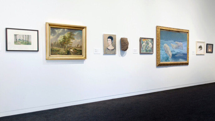 Déjà vu, ehxibition view. Courtesy of Dunedin Public Art Gallery