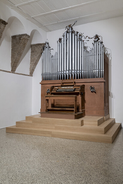Zhanna Kadyrova, Instrument, exhibition view. Courtesy of Galleria Continua