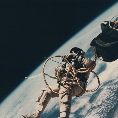NASA, Gemini 4, James McDivitt, “Ed White Floating in Space”, June 1965, vintage paper, c-print on glossy fibre paper 18,3 (20,3) x 18,9 (25,3) cm, © NASA, Courtesy: Daniel Blau Munich/London