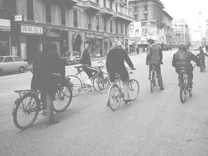 In situazioni come la guerra, dove per distruzione o sanzioni si perdono i normali canali di rifornimento