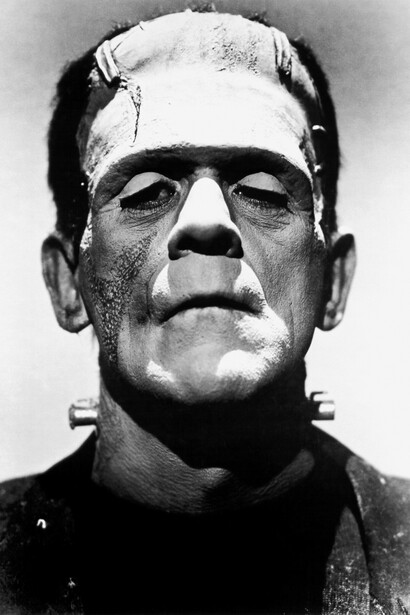 Boris Karloff dans le rôle de Frankenstei
