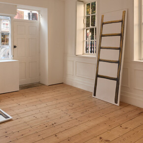 Özgür Kar, Heavy ground, exhibition view. Courtesy of Emalin Gallery