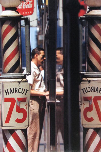 Saul Leiter. Haircut, 1956 - Chromogenic print
