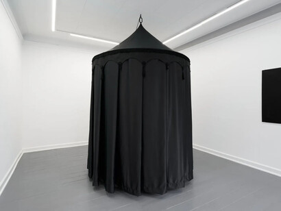 Eliyah Mesayer, Letters from a huntress, exhibition view. Courtesy of Nils Stærk