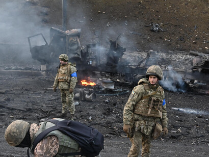 Sia gli esperti sia i politici analizzano il fenomeno della guerra in Ucraina da diversi punti di vista