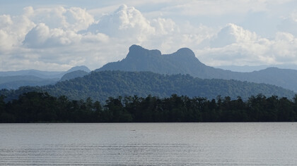 Sleeping Lady Mountain Ymas Lakes Sepik River (c) Phil Gregory