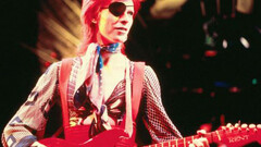 David Bowie on stage as Ziggy Stardust